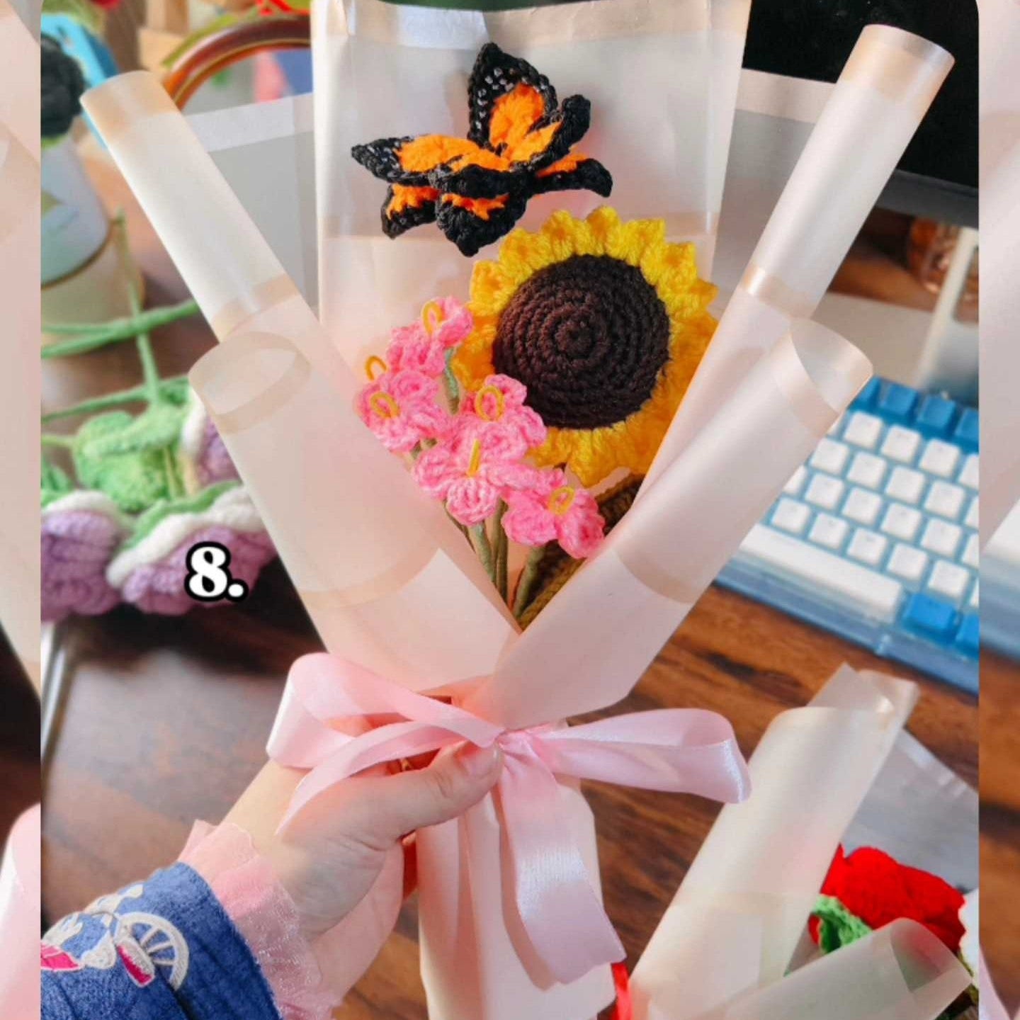 Bouquet No 8 - Busy Bee Artist