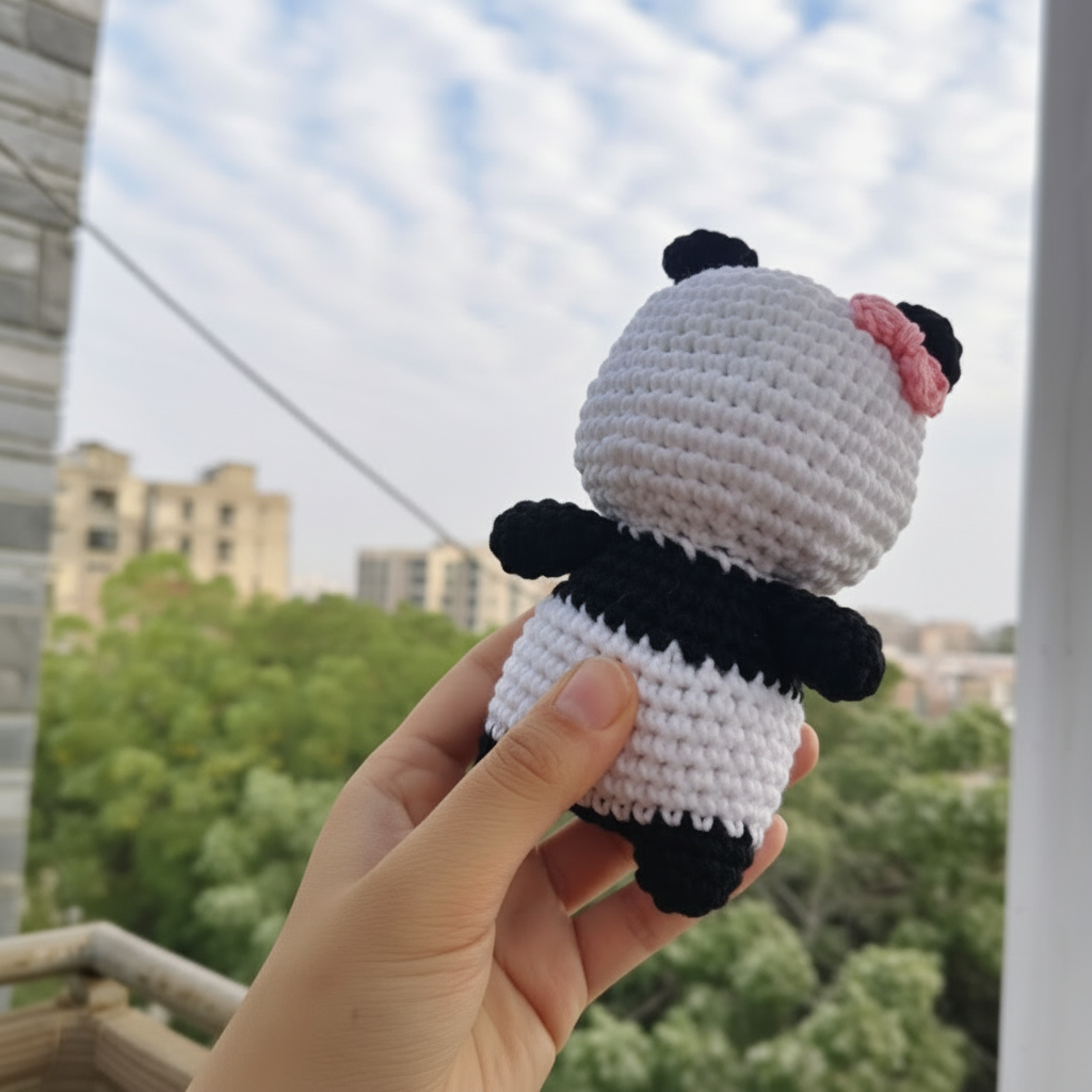 Mr and Mrs Panda (Plushie) - Halal version