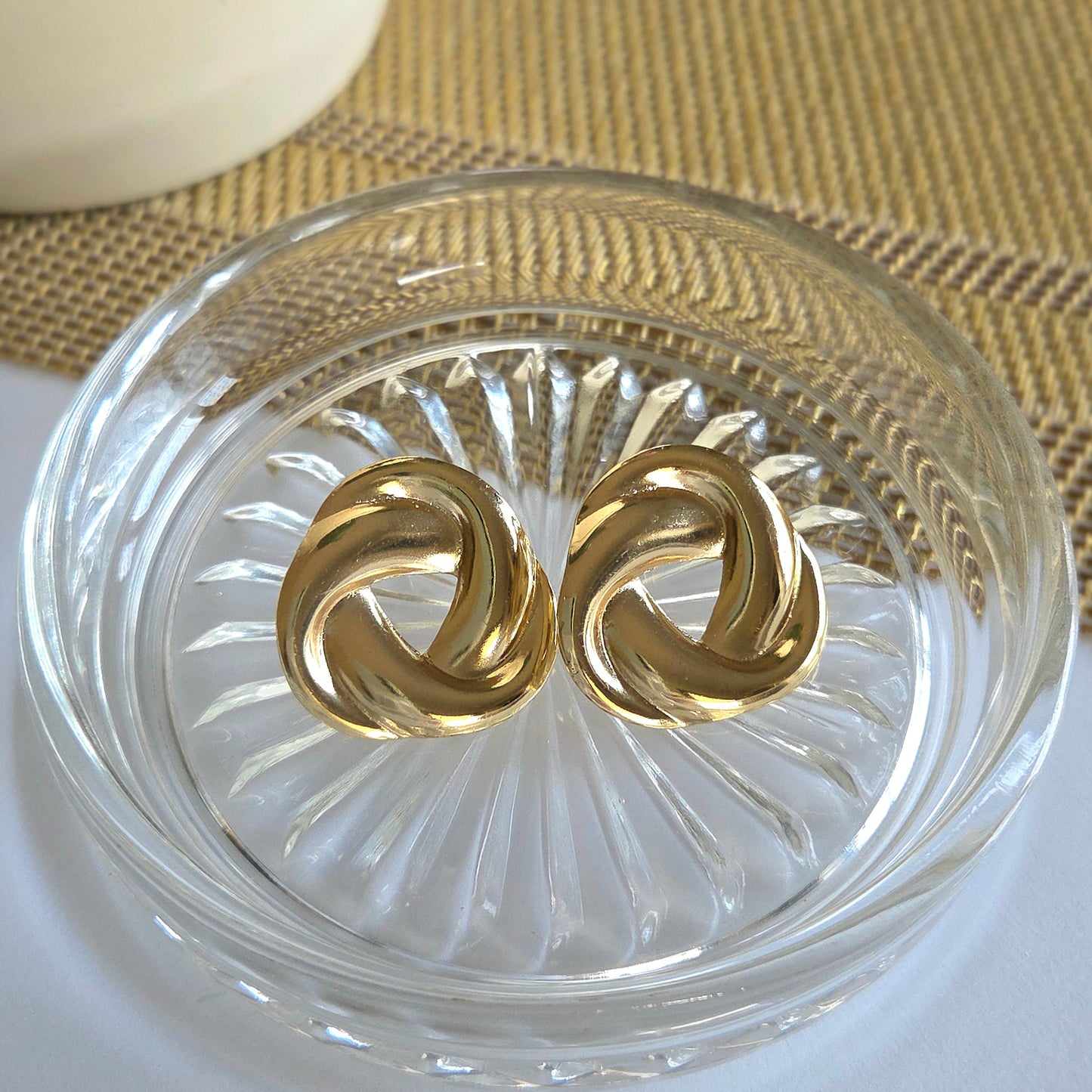knot stud earrings