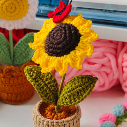 Sunflower pot with Butterfly - Busy Bee Artist