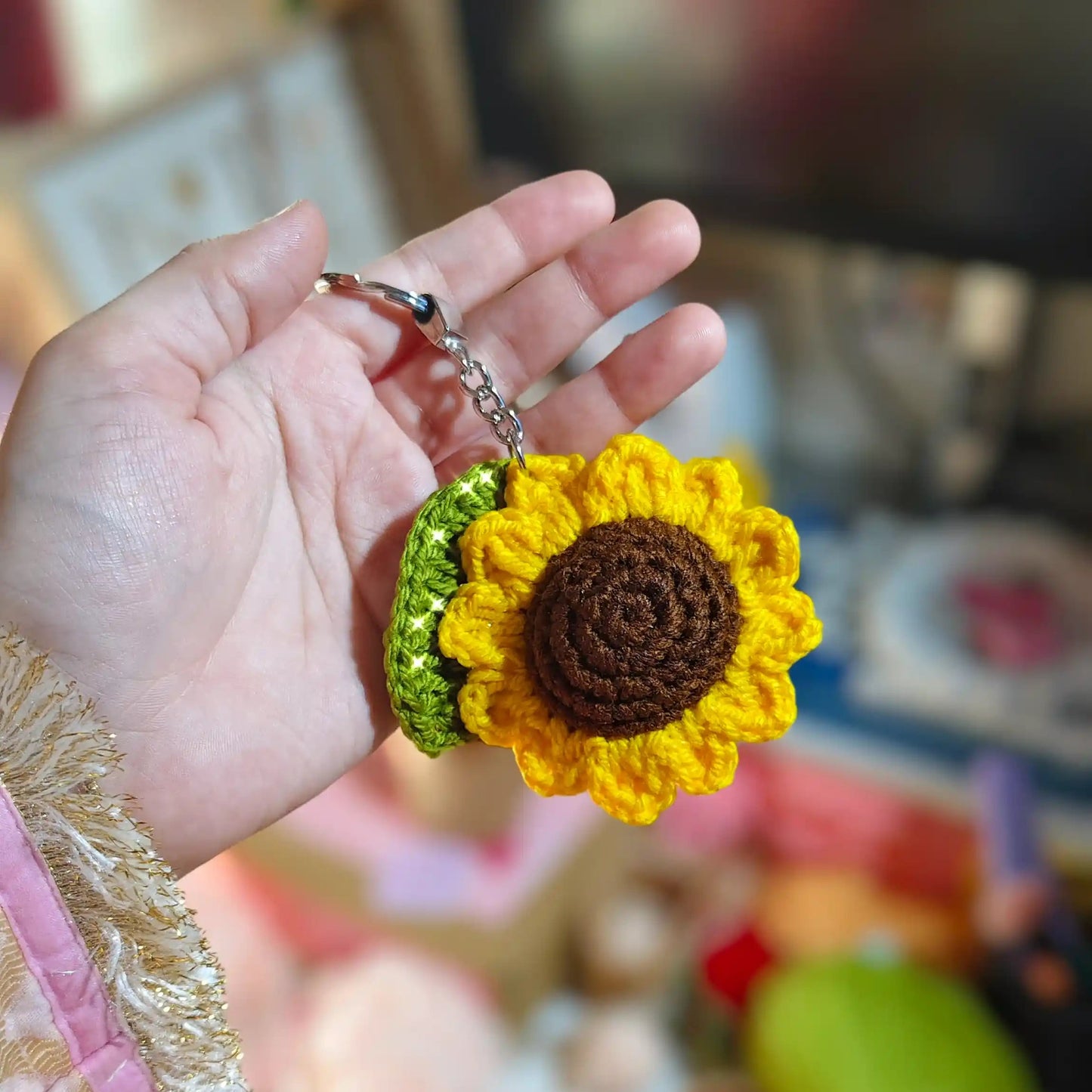 Sunflower Keychain - Busy Bee Artist