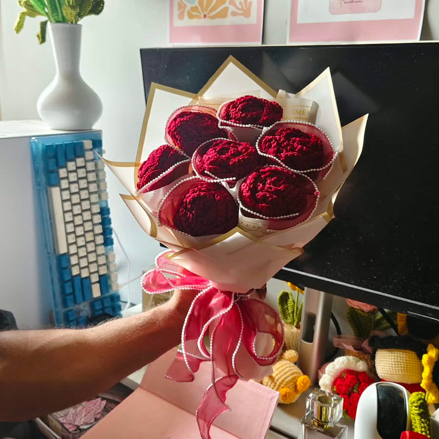 LOVE YOU bouquet- 7 letters - 7 Roses
