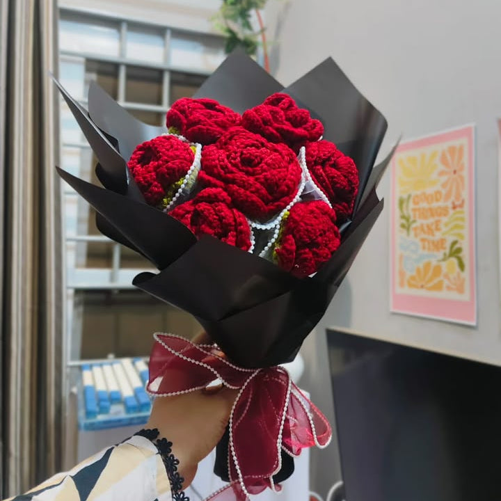 LOVE YOU bouquet- 7 letters - 7 Roses
