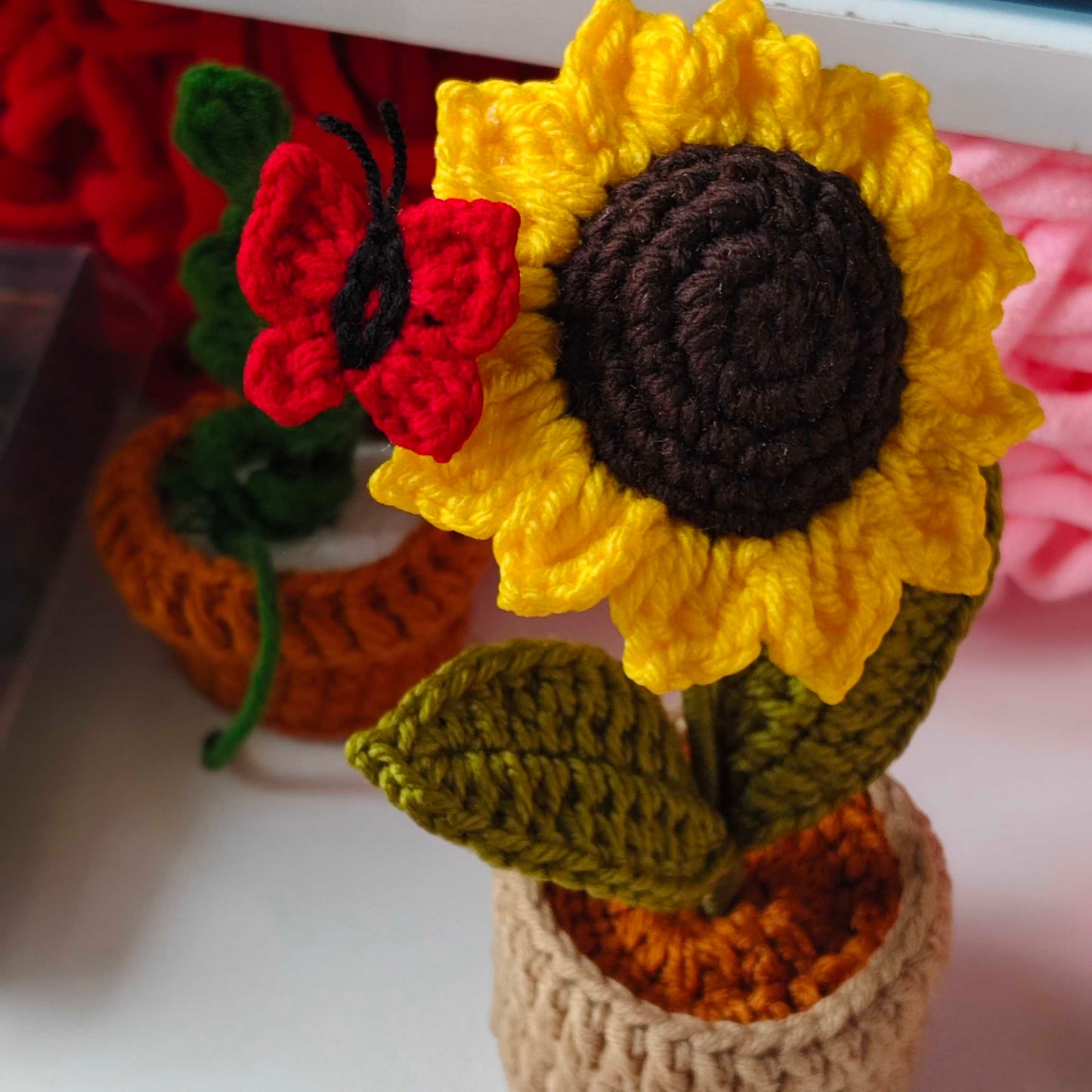 Sunflower pot with Butterfly - Busy Bee Artist