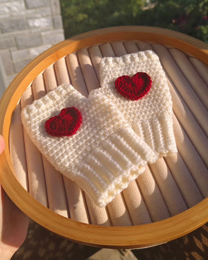 White Heart Crochet Hand Warmers