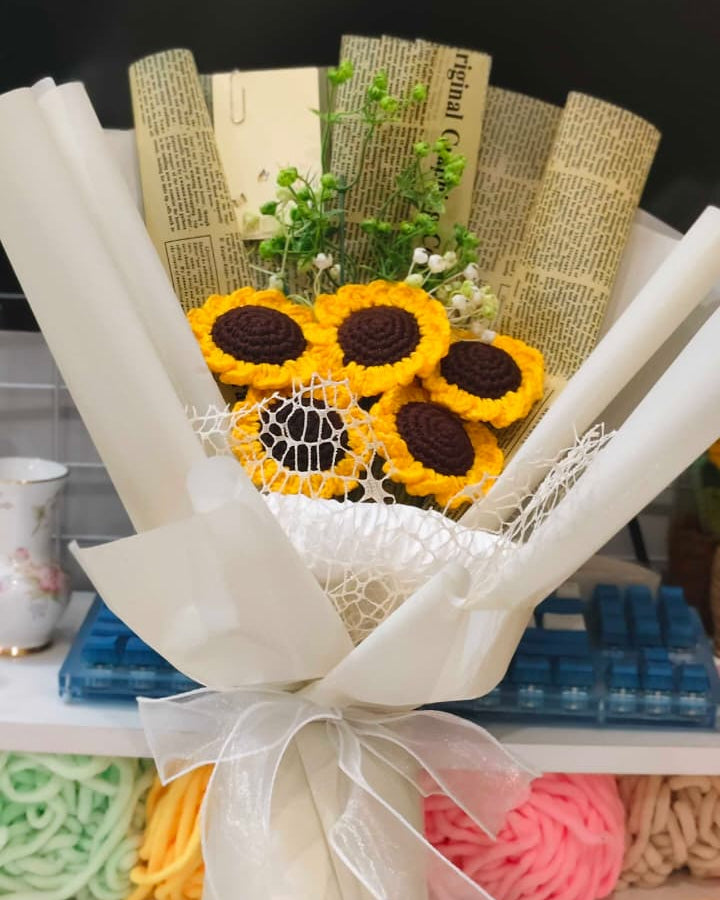 Five Sunflowers Bouquet