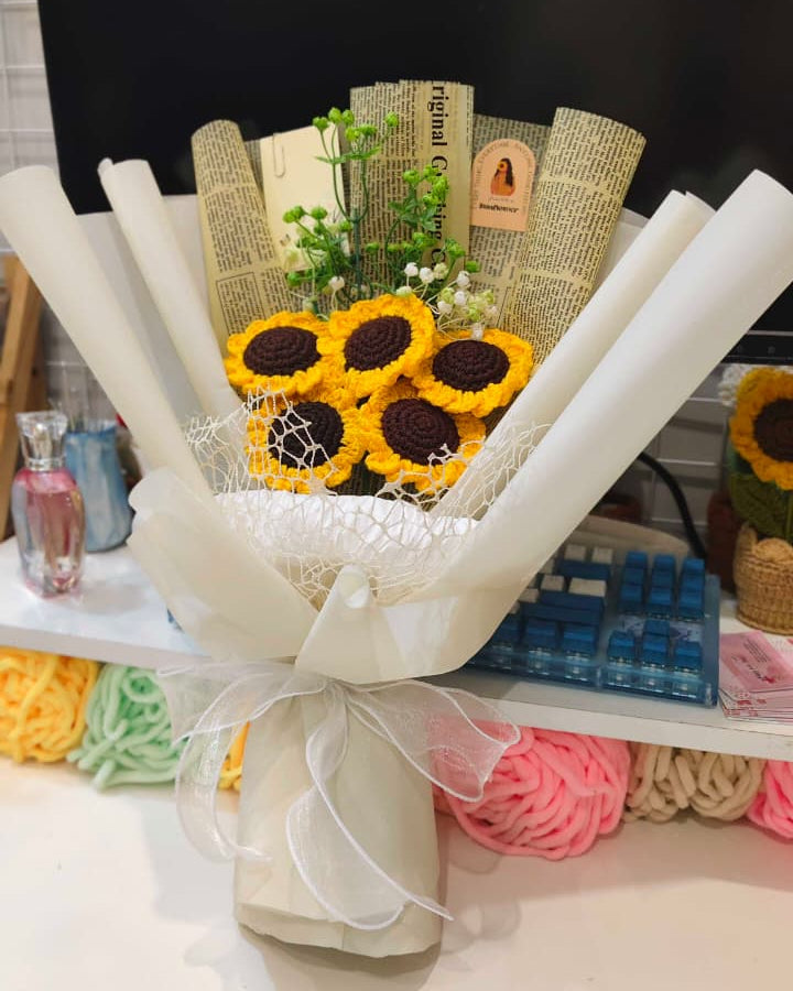 Five Sunflowers Bouquet