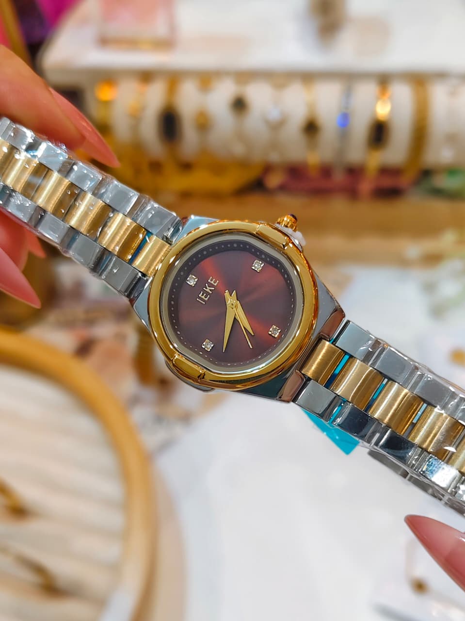 IEKE Maroon Royale