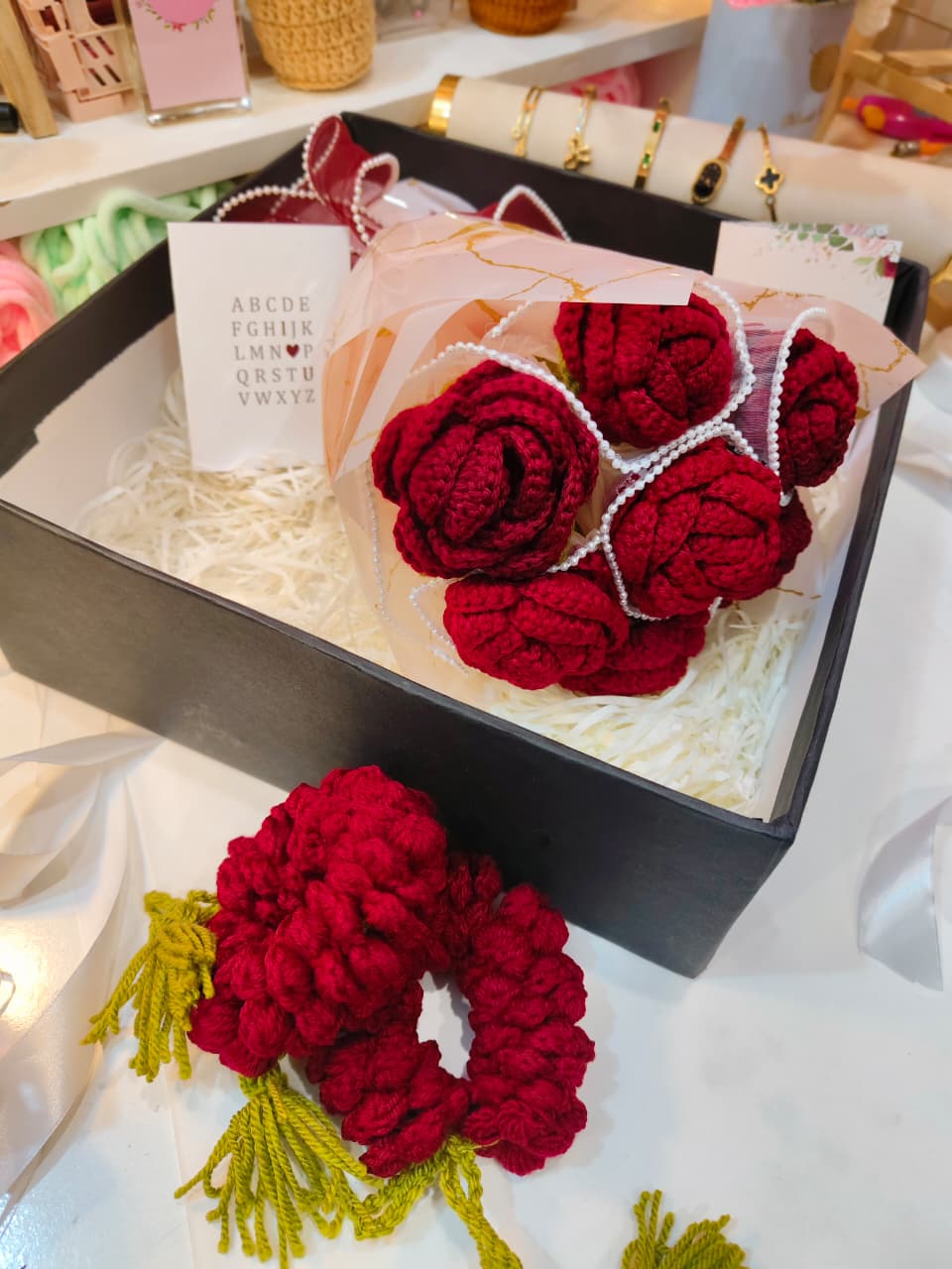 The Roses Gift Box Bundle