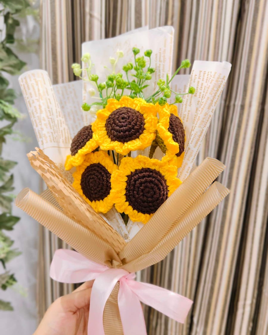 Five Sunflowers Bouquet