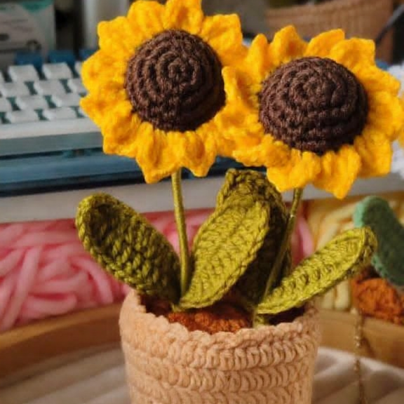 Double Sunflower Pot