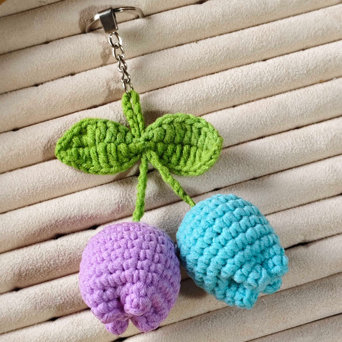 Double Tulip flower keychain - Busy Bee Artist