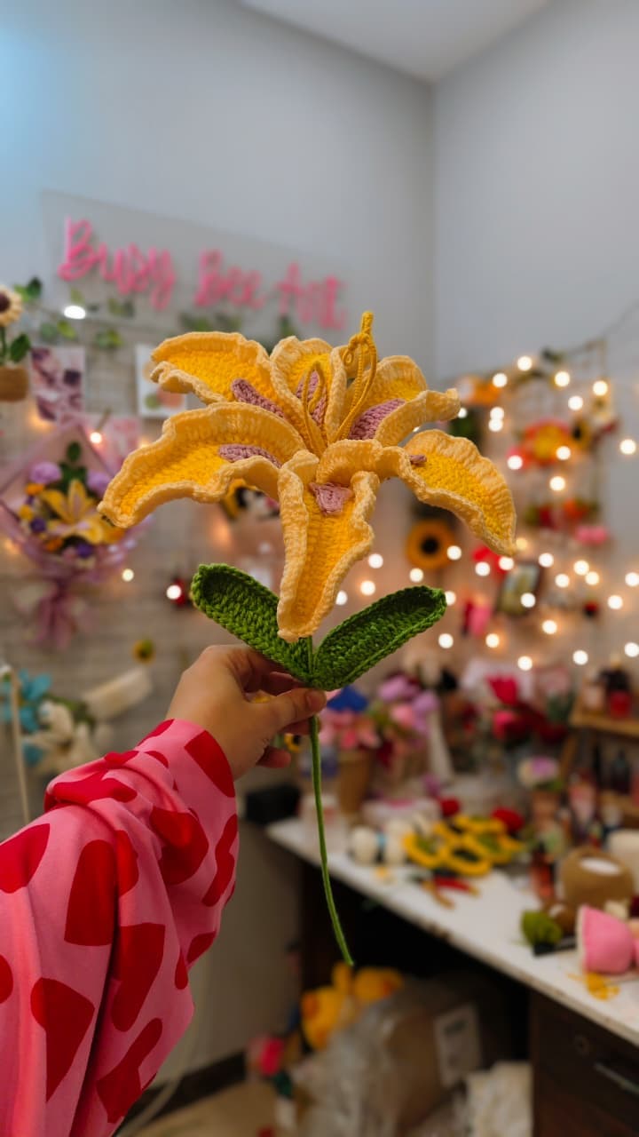 Rapunzel Lily Branch