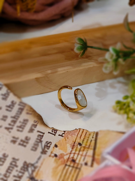 LUNA Marble Ring