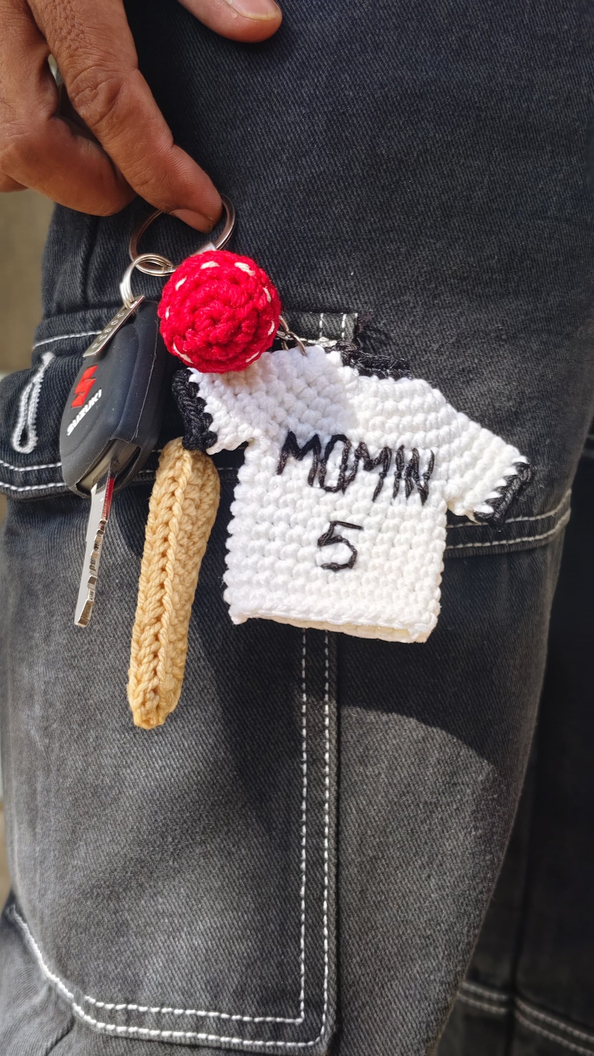 Sports T shirt keychain