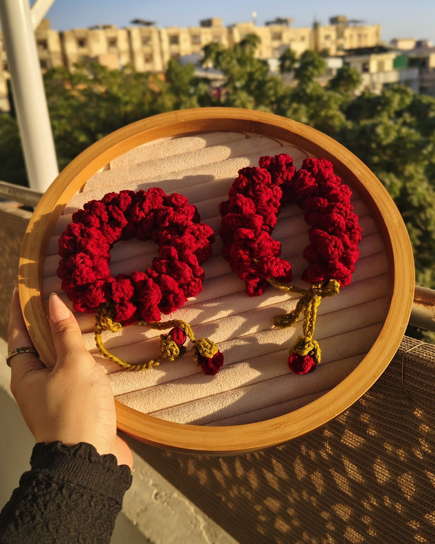 Maroon Jasmine Gajra