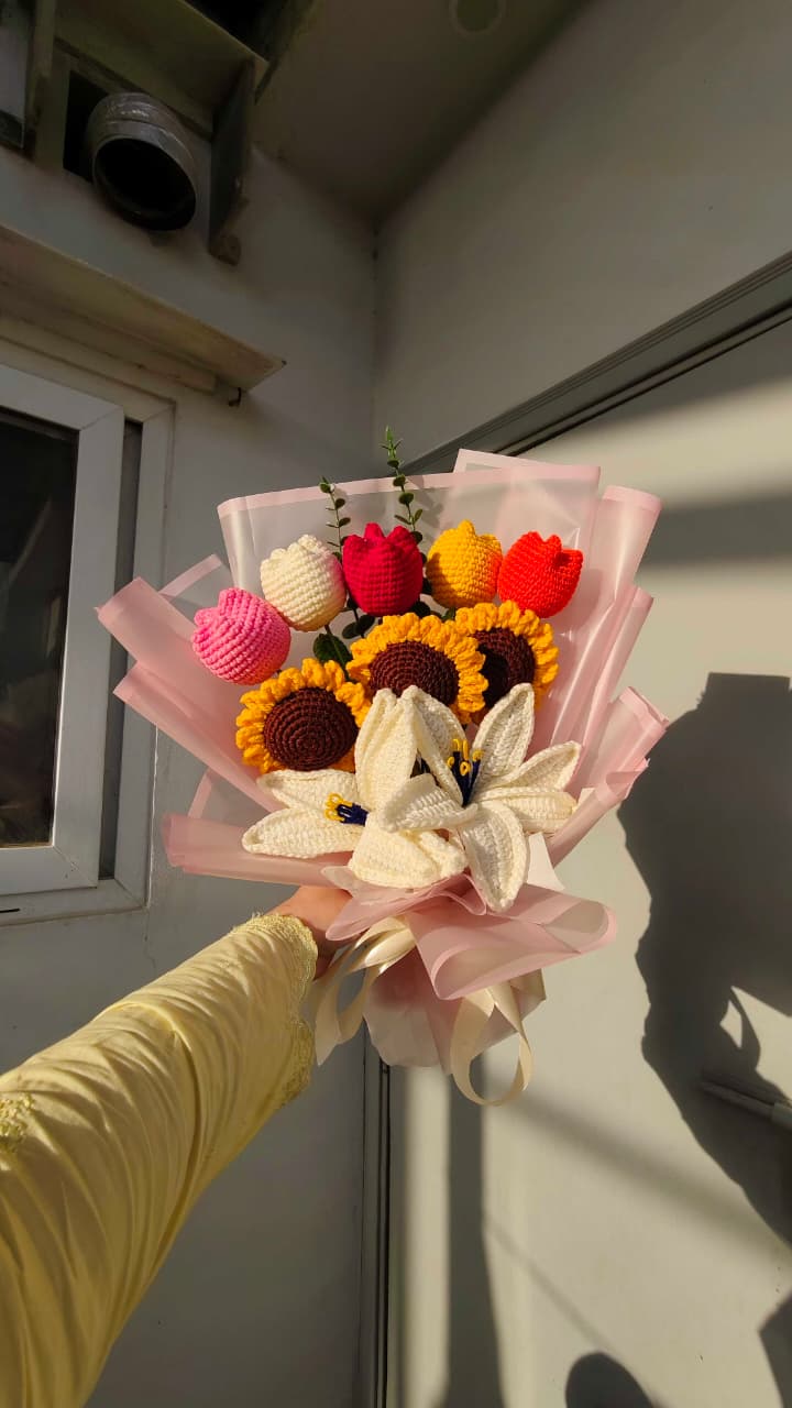 The EverBloom Premium Bouquet.