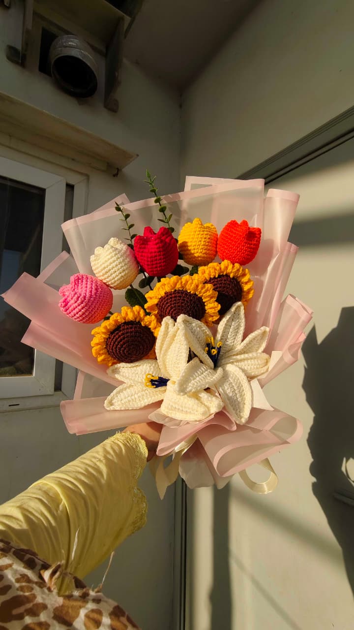 The EverBloom Premium Bouquet.