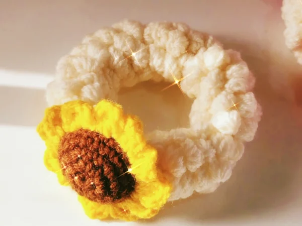 Gajra with 1 Sunflower