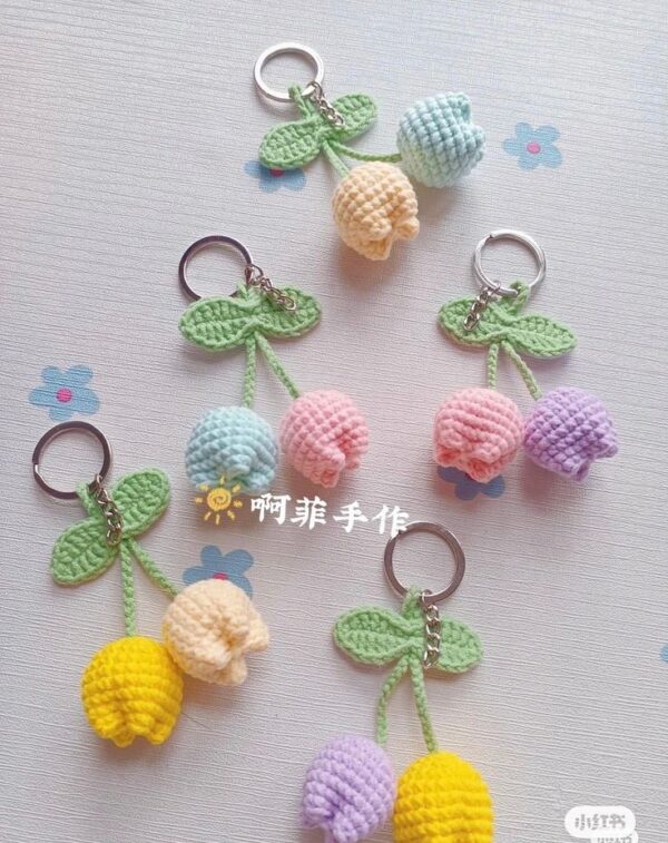 Tulip Flower Keychain - Custom