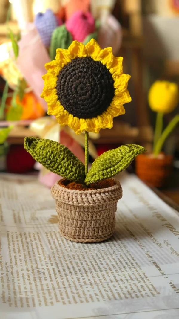 Sunflower pot large 11 inches